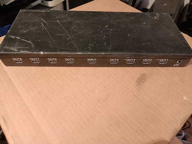 Продам HDMI Splitter "Seebest SB-108HD".