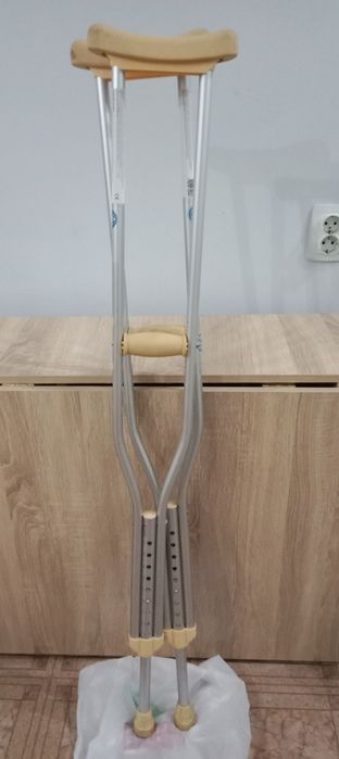 Костыли подмышечные продам