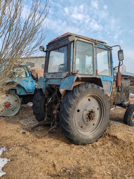 Трактор МТЗ 82 на ходу