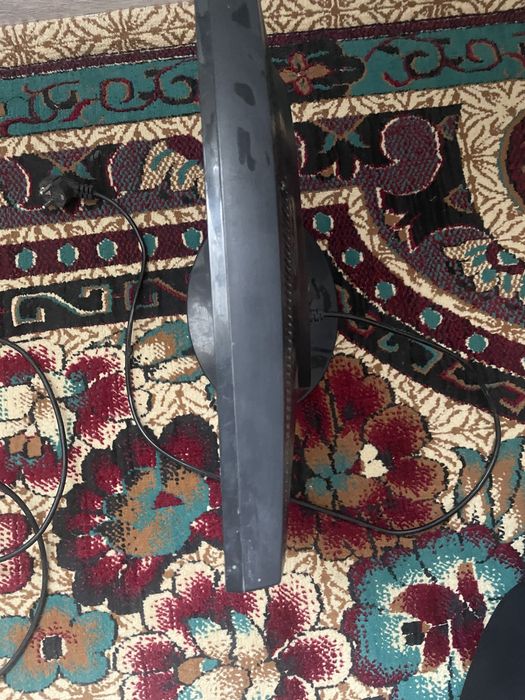 Монитор 19 дюьма