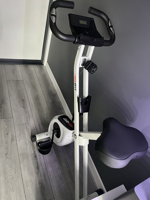 Bicicleta fitness pliabila