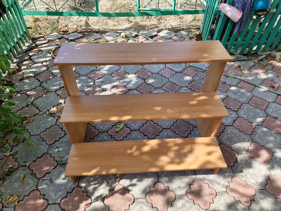 Подставка деревянная