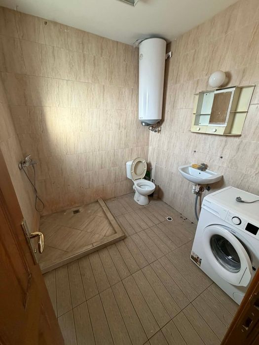 Дава се под наем Двустаен апартамент в Айтос - 70 кв.м за 350 € - Снимка #4