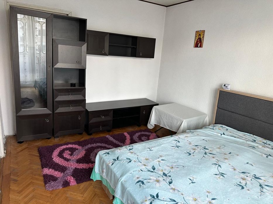 Inchiriez apartament zona policlinica