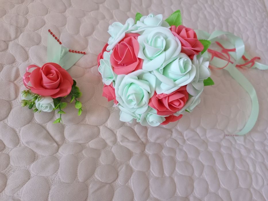 Продам свадебный счастливый букет.