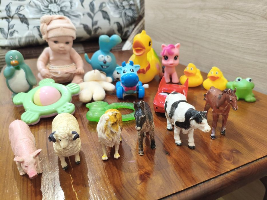 Коробка игрушек за 5000 тг