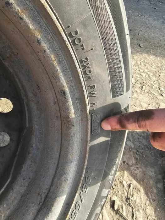 Зимни гуми с железни джанти и тасове Honda r15 195/65