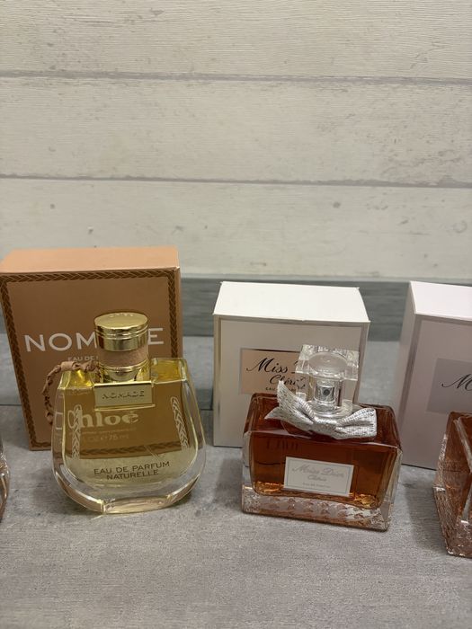 Дамски и мъжки парфюми