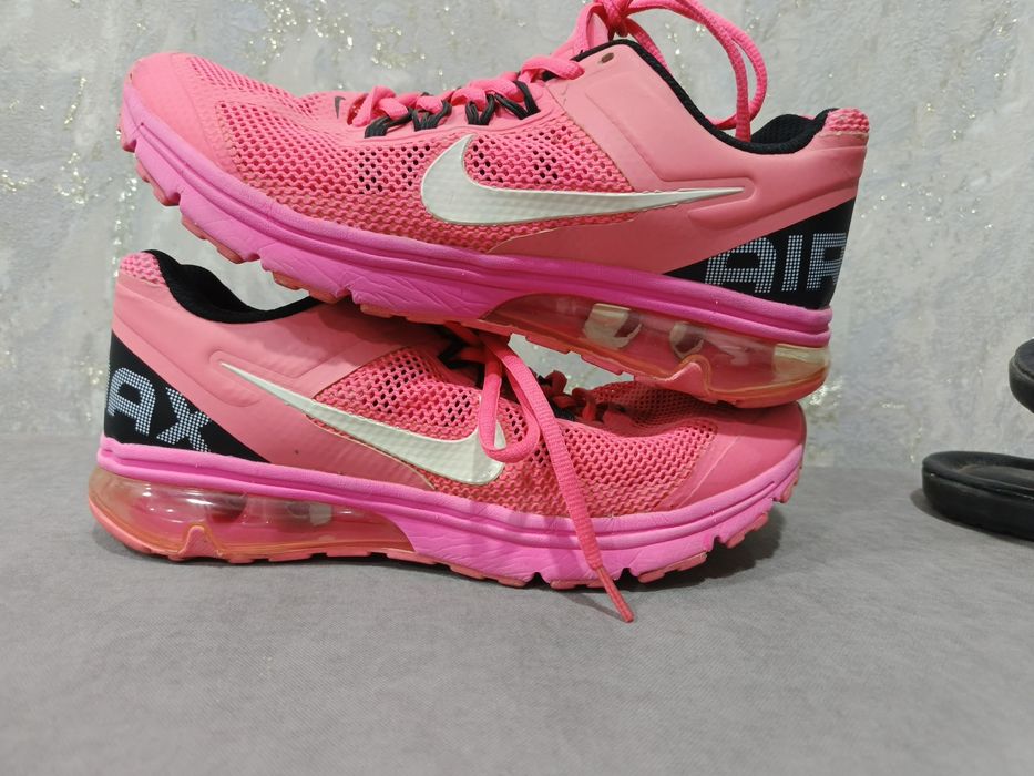 Оригинал nike 150.000