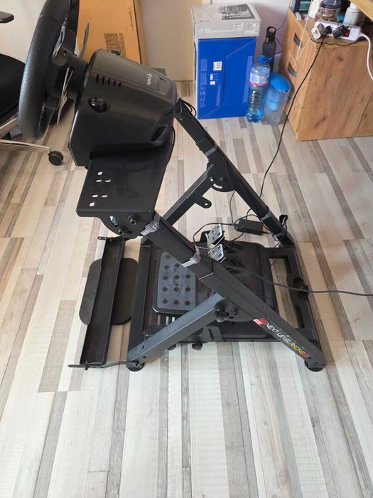 Геймърски волан Logitech G29 + стойка Next Level Racing 2.0