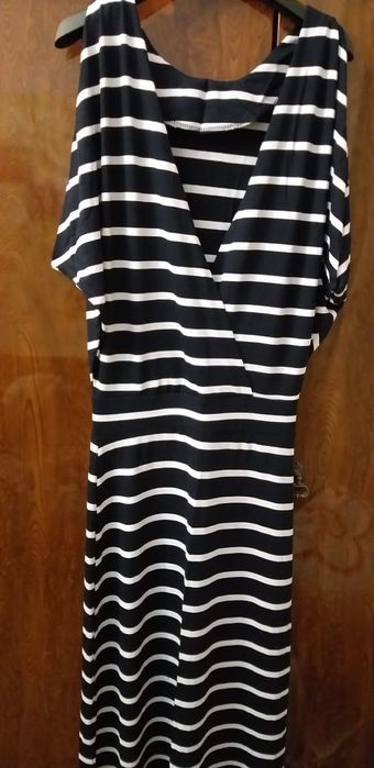 Новое платье 36р.4500тг