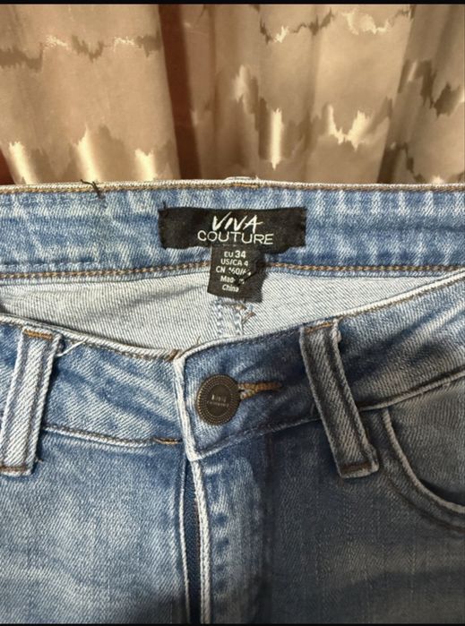 Blugi evazati, Viva Couture, terminatie franjurata