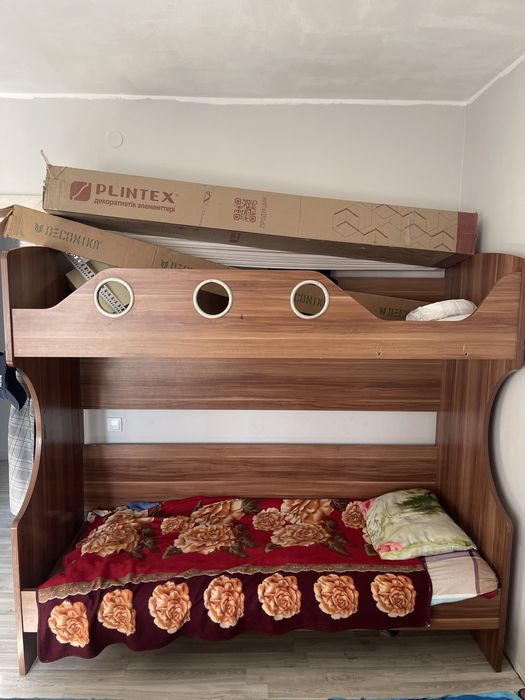 Двухярусный кровать