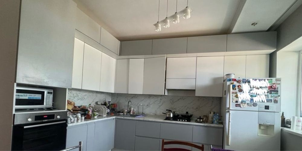 Продам кухонный гарнитур