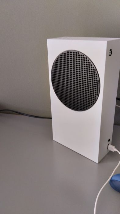 Xbox series S икс бакс сериес с