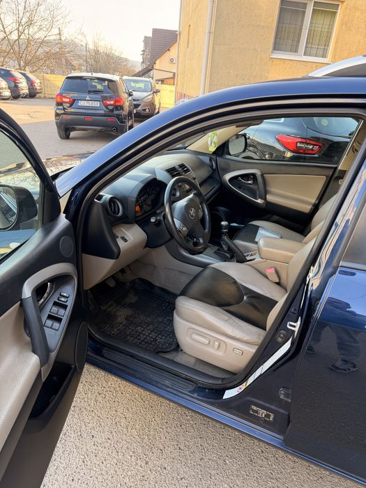 Vand Toyota rav4