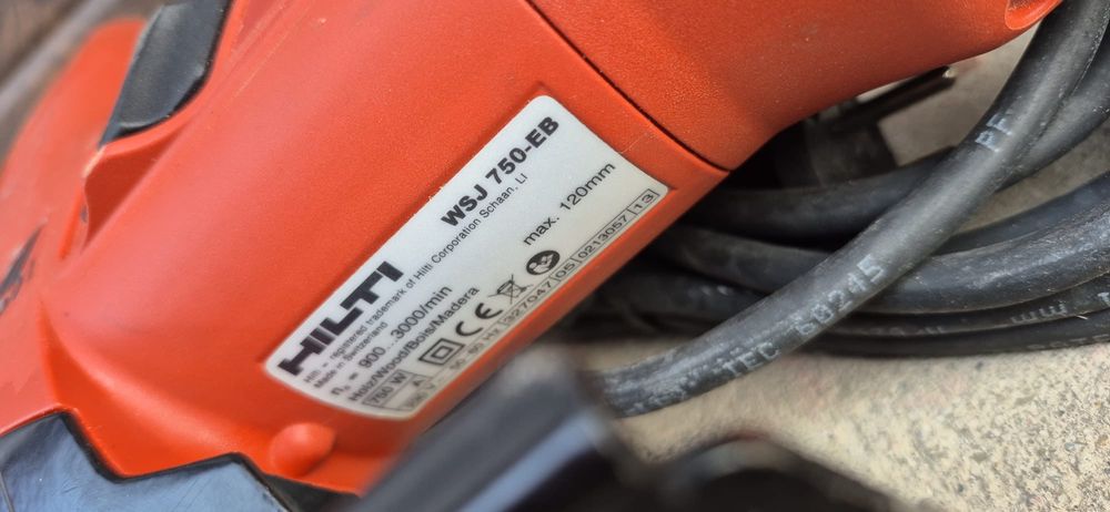 Hilti ferăstrău pendular pe curent