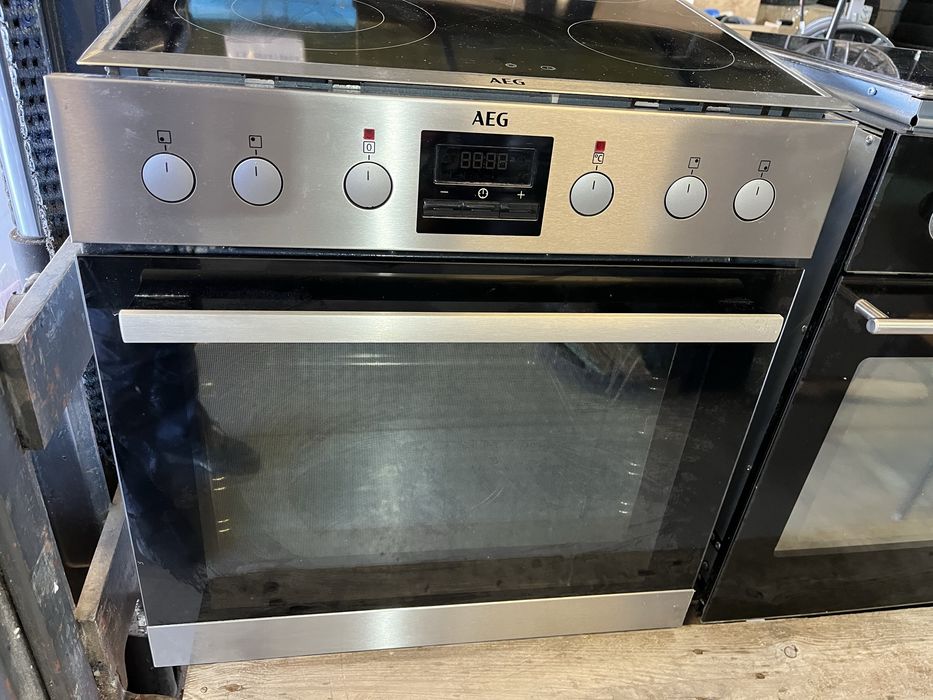Фурна за вграждане AEG + 4ка керамичен котлон