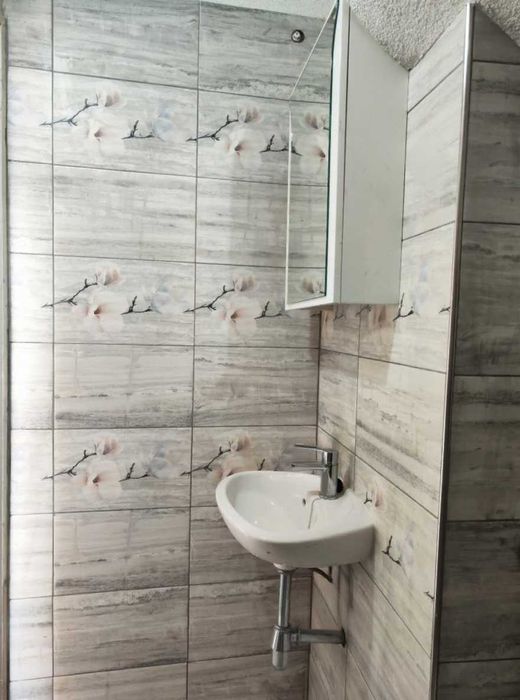 Дава се под наем Тристаен апартамент в София, Яворов - 100 кв.м за 787.95 € - Снимка #11