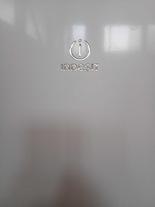 Хладилник с фризер