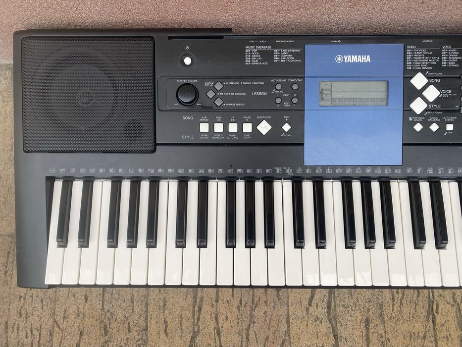 Yamaha PSR-E303 Yamaha