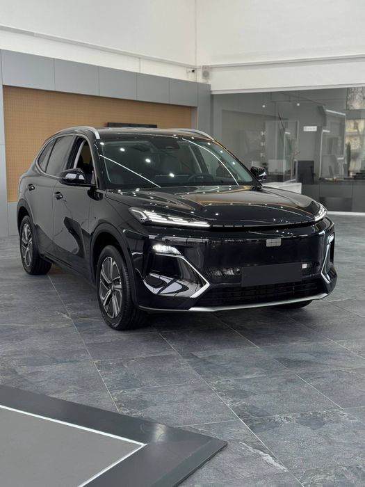 Byd Championga konkurent Geely EX5 Hybrid