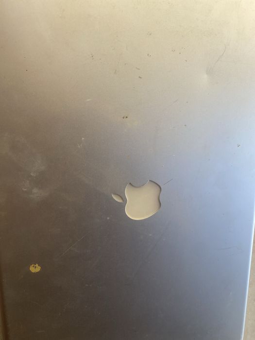 MacBook Pro + iPad Apple