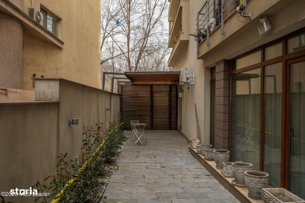 Penthouse | 181.35 MP | Piata Romana | Aurel Vlaicu