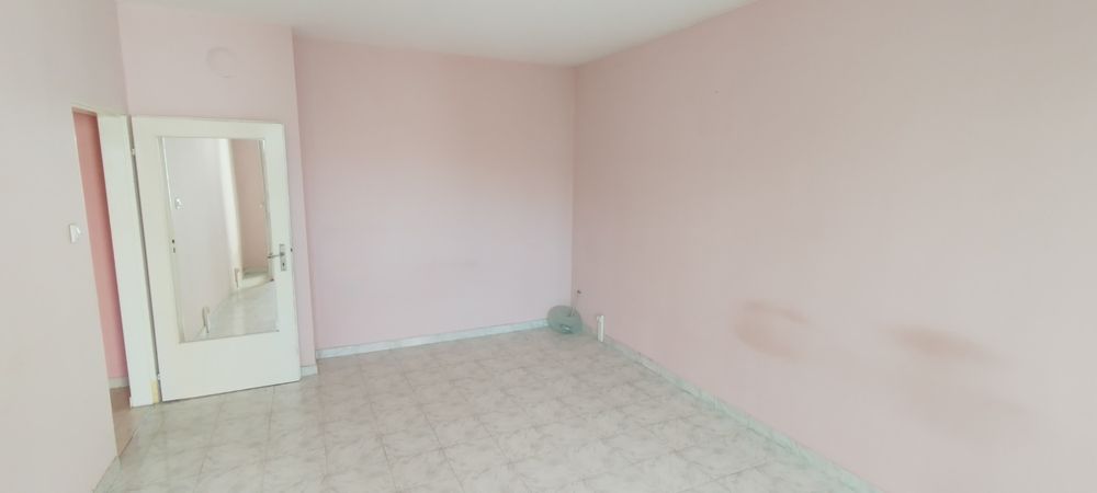 Продава се Едностаен апартамент в Перник, Ладовица - 46 кв.м за 1220 €/кв.м - Снимка #8