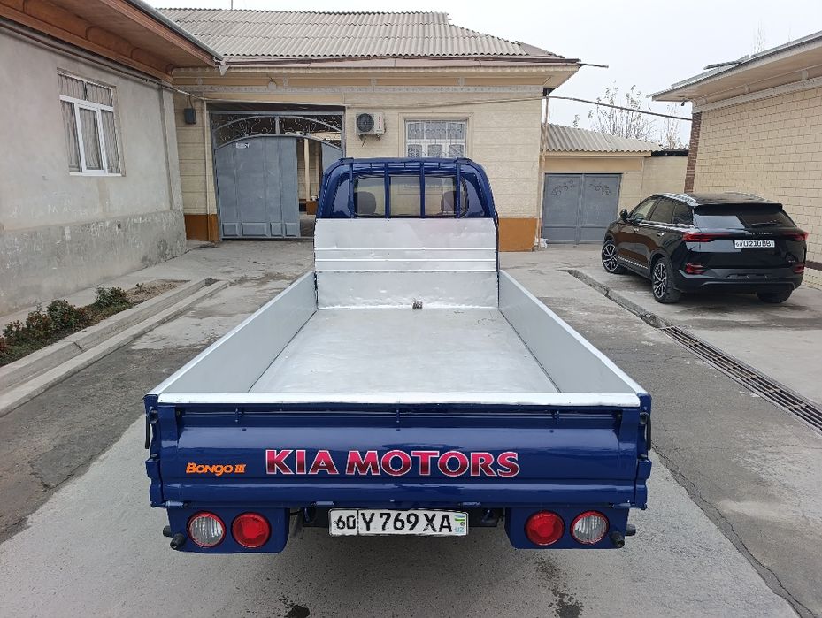 KIA bongo sotiladi 1200 kg