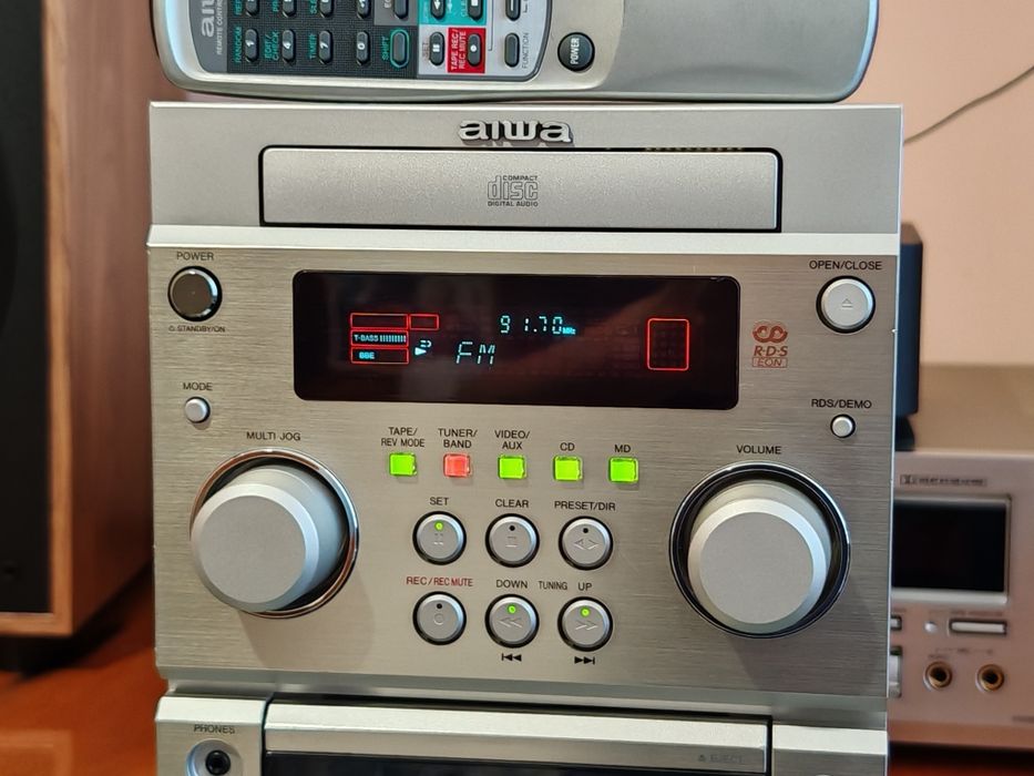 Aiwa XR-M10. Sistem audio top. Se vinde fără boxe. Preț fix !
