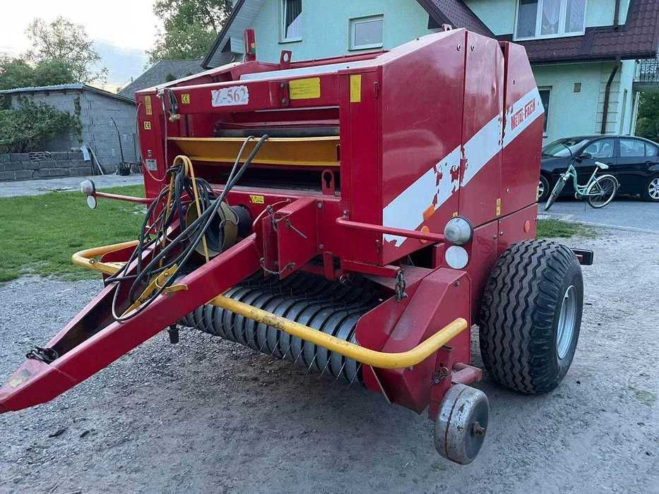 пресс-подборщик из Польши