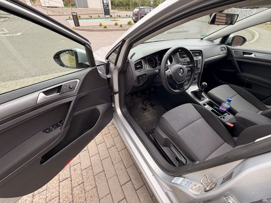 Volkswagen Golf 7 EURO6 1.6Diesel 110cp Navi Dublu Clima