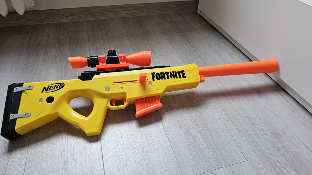 Детски пистолети NERF