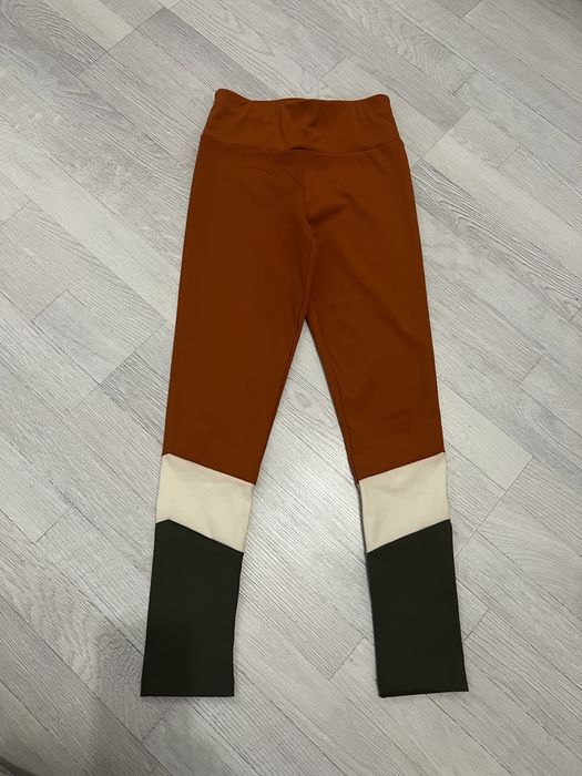 Момичешки спортен клин Zara