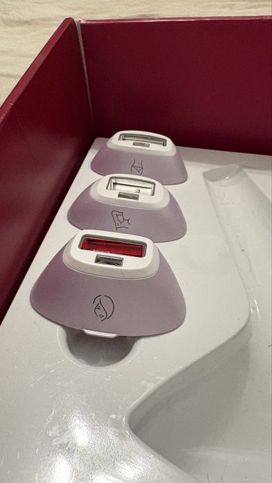 Philips Lumea 8000 BRI949/00 - ca nou