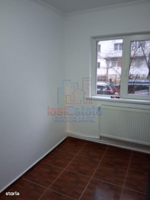 Apartament cu 4 camere la parter - zona Galata