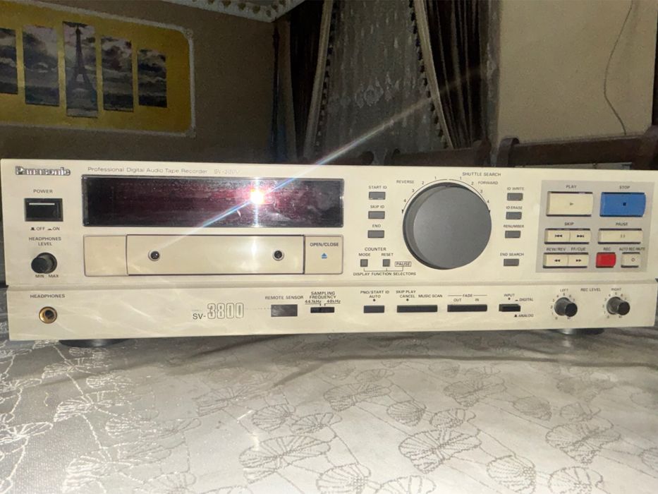 Panasonic SV-3800 Professional DAT Recorder