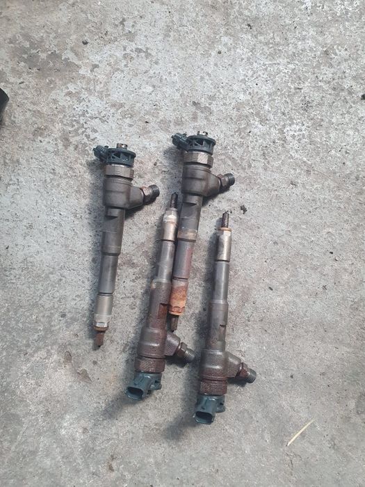 Injectoare bosch 1.5 dci dacia logan mcv / dokker / sandero H820110803