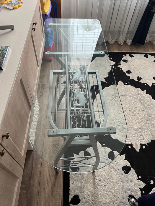 Барный столик качественный