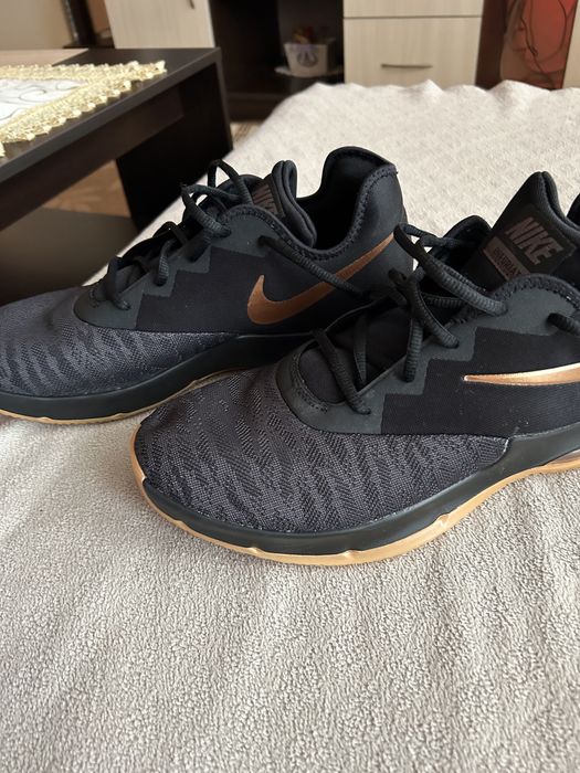 Nike  air max infuriate