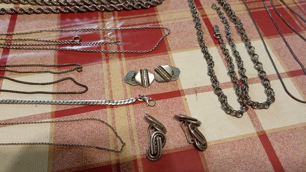 Diferite bijuterii și obiecte din argint 925 sau 800, garanție