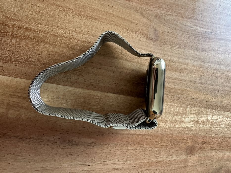Vand Apple Watch Series 8 Stainless Steel Gold GPS+Cellular