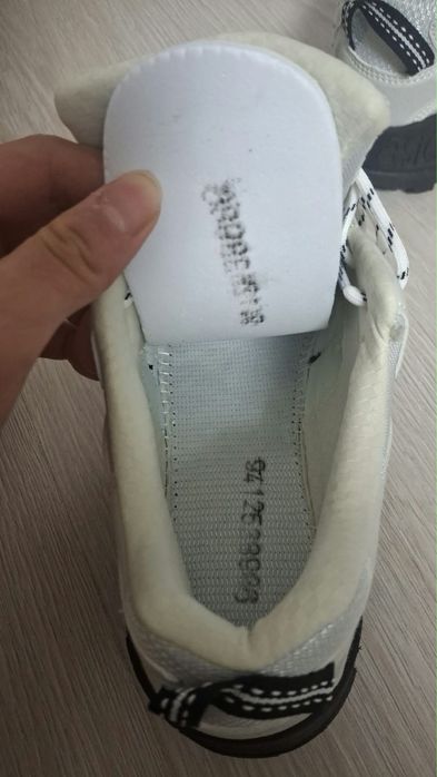 Asics кроссовки