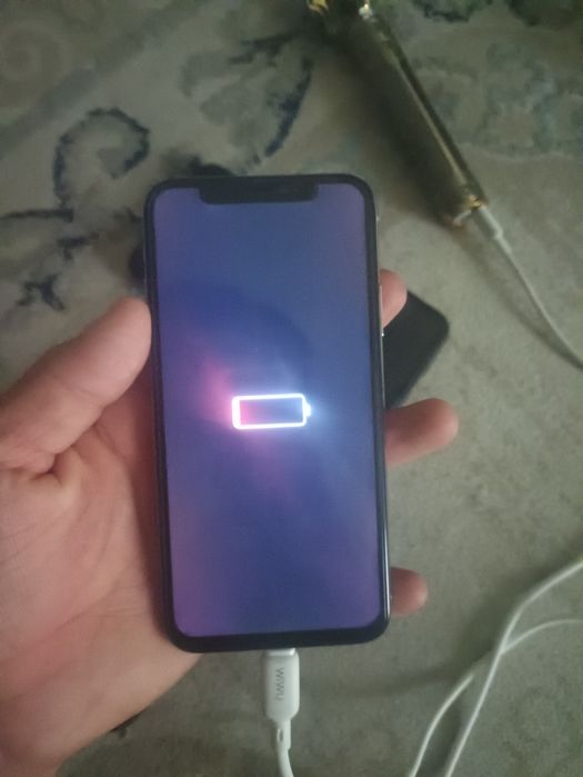 Продам айфон 10 в хорошем