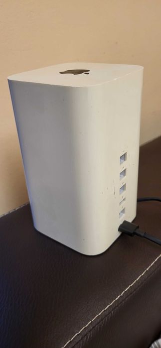 Apple AirPort Extreme Base Station (A1521) fuctional