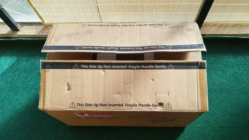 Хладилна чанта (фризер) с компресор 15 литра.