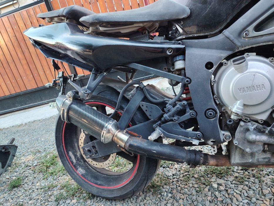 Piese Yamaha R6 2002
