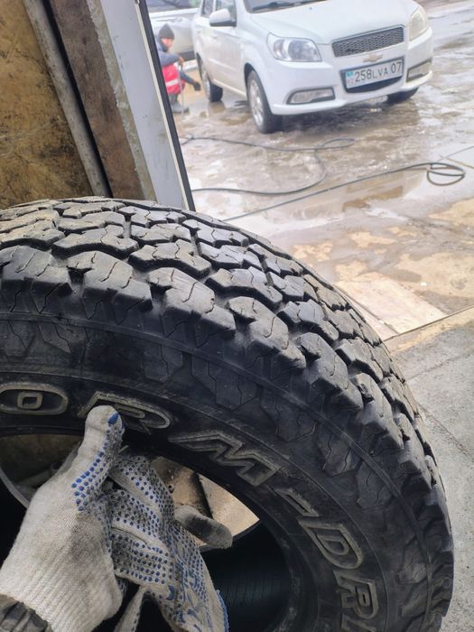 Продам резину в отличном состоянии