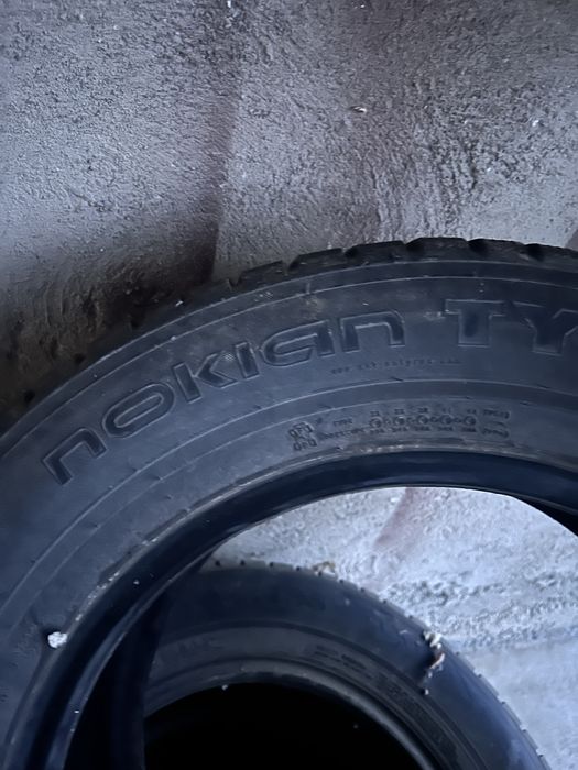 Продам резину на 18